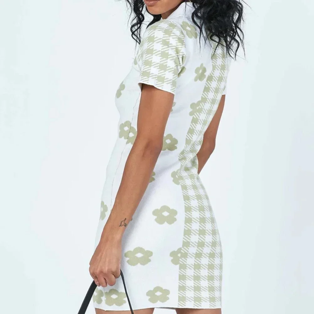 #19❤️ NEW WITH TAGS PRINCESS POLLY LAINEY MINI DRESS IN SAGE & WHITE - Picture 4 of 7